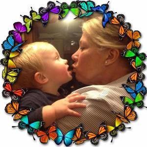 Meet your Posher, Joanie